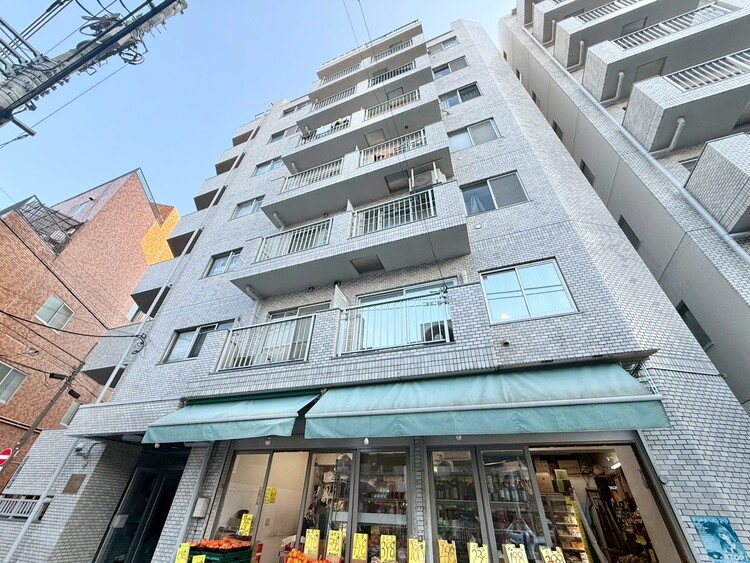 その他 飽きのこないシンプルモダンな外観です。