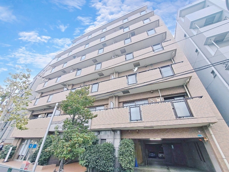 その他 飽きのこないシンプルモダンな外観です。