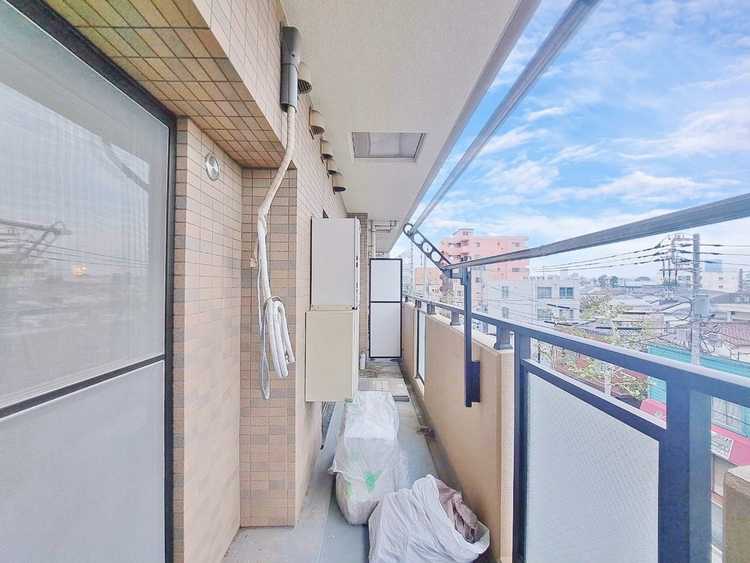 その他 朝の澄んだ空気や、夕方に吹く清々しい風を感じられるバルコニー。