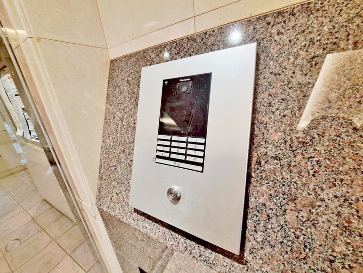 その他 オートロックついていますので、セキュリティ面でも安心です。