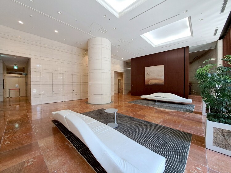 その他 館内は静寂な中が保たれており、管理が行き届いている印象を受けました。