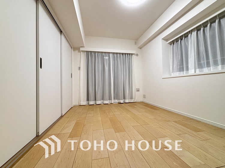 内装 1日の疲れを癒し、心地よく寛げるようゆったりとした広さをしています