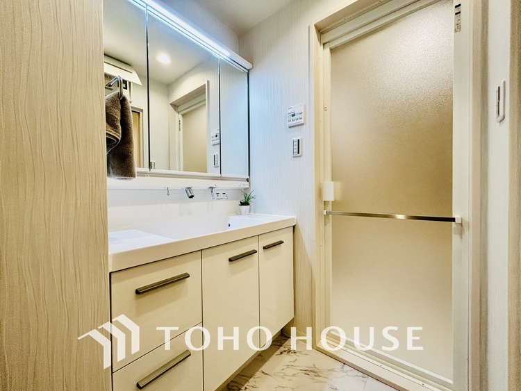 洗面 清潔感のある洗面室