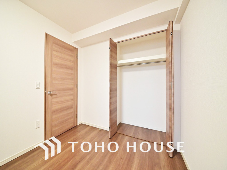 内装 シンプルですっきりとした室内は飽きのこない居心地の良い雰囲気