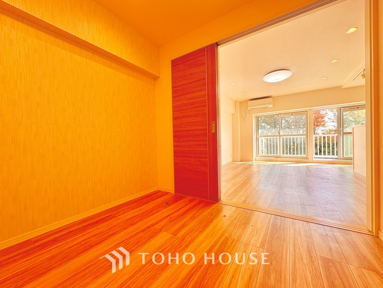 内装 勉強も遊びも安心して過ごせるおすすめの子供部屋です。