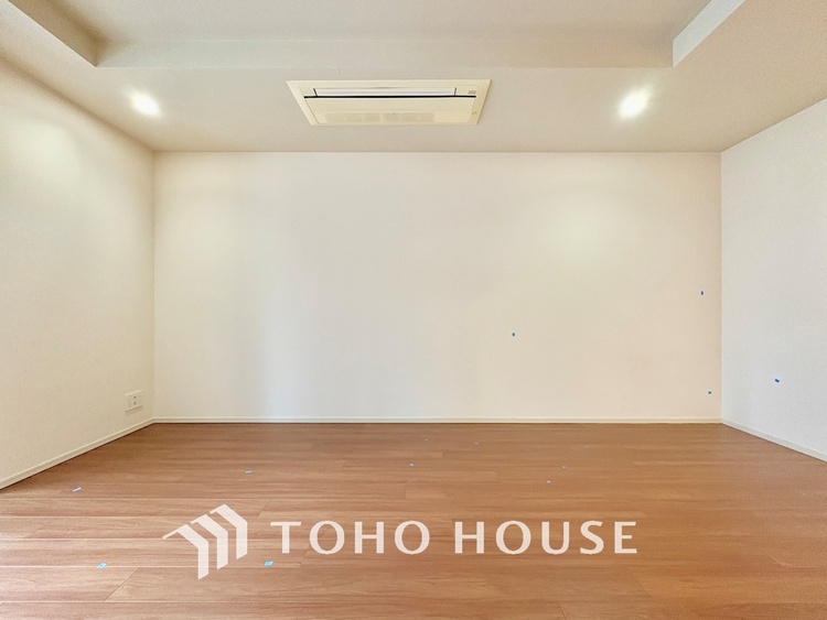 内装 「想像していた以上に広い」が写真を撮っているときの感想です。家事動線に配慮したプランによりご家族がくつろげる明るく広い空間が確保できました。