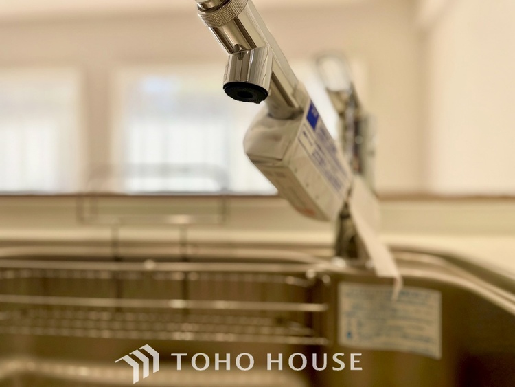 キッチン 【KITCHEN】◆家族のおはよう◆の声を笑顔で迎えてあげられるシステムキッチン。朝ごはんが楽しみでちょっと早起きしたくなるんです。