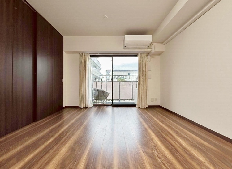 居間 「空間が織り成すひとつ先の住み心地」を演出します。※CG加工あり