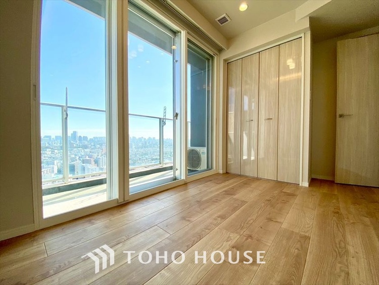 内装 【PRIVATE ROOM】◆属毛離裏◆子は父を手本とし、母に愛育されて成長する。家族の深い繋がり。いつまでも大切にしたい。