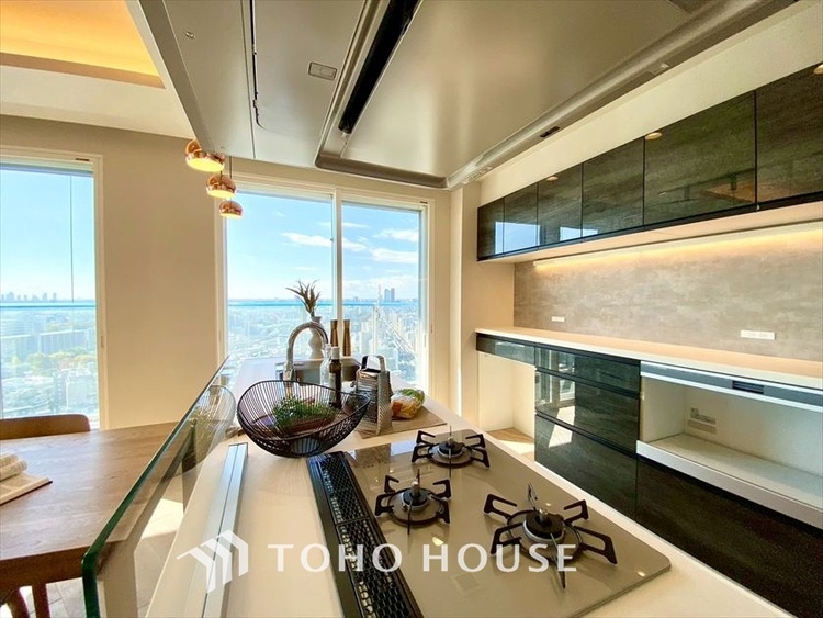 キッチン 【KITCHEN】◆Happy◆愛情たっぷりのお料理で家族にHappyを。システムキッチンがあなたをサポートしてくれます。