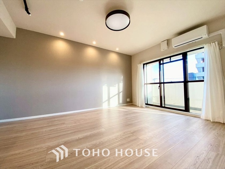 内装 【LIVING】◆住む喜び、楽しさ、感動◆を君と共有したい。いつまでもずっと家族を見渡せるこの広い空間で。