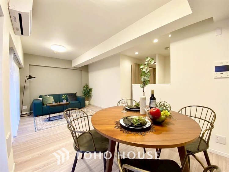 内装 【LIVING】◆simple is best◆無駄のない綺麗なつくりのリビングルームであなただけの暮らしを。