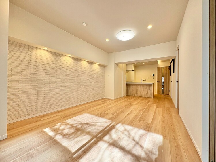 居間 飾り過ぎないシンプルな内装と偏り過ぎないデザインで統一しました。