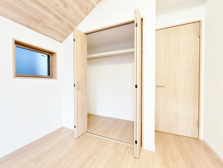 収納 居室にはクローゼットがあり、荷物もスッキリ収納して快適にお過ごしいただけます。