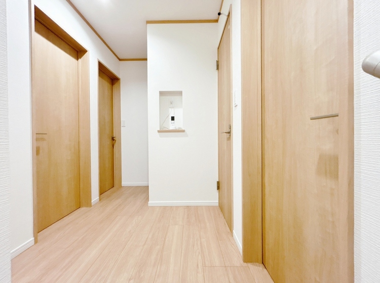 玄関 シューズボックスを完備した玄関です。