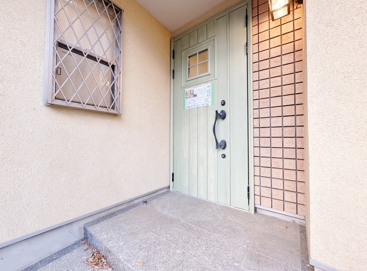 玄関 玄関を開ければ、そこは安らぎのご自宅。