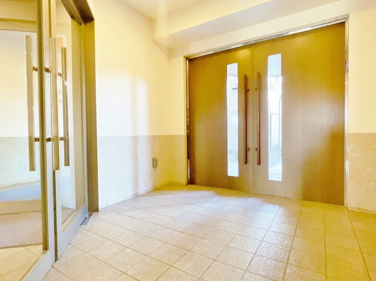 エントランス エントランスは、毎日の行き帰りで使う大事な空間です。