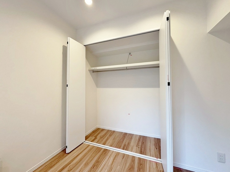 収納 居室にはクローゼットがあり、荷物もスッキリ収納して快適にお過ごしいただけます。