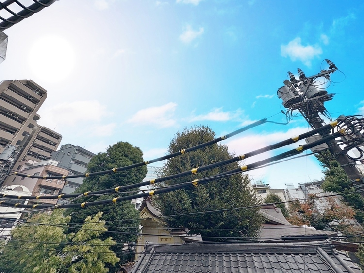 バルコニー 窓を開けると広がる青空。心をリフレッシュして日々を過ごしていきましょう。