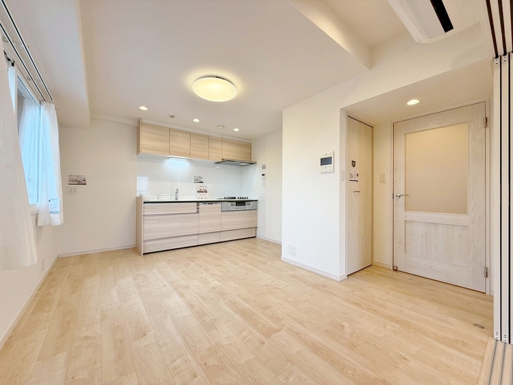 居間 過ごす時間が、たくさんの思い出として紡がれていく場所。