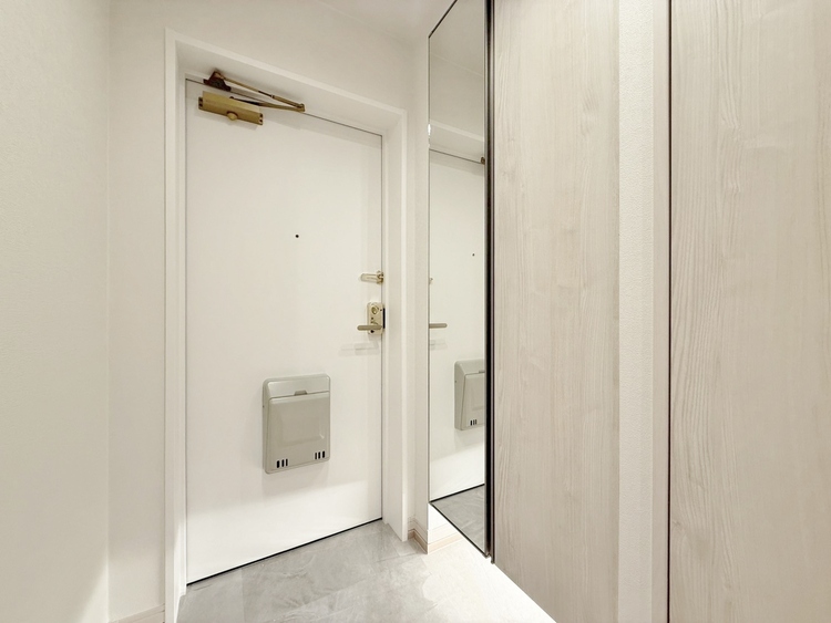 玄関 シューズボックスを完備した玄関です。