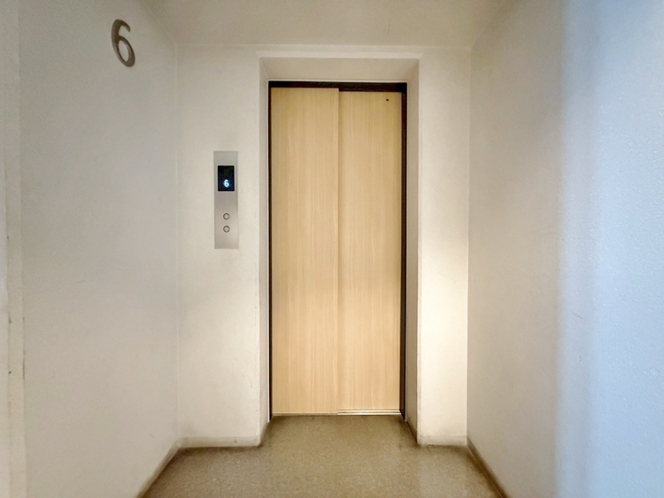 その他 エレベーターの管理も、きちんと行き届いてます。