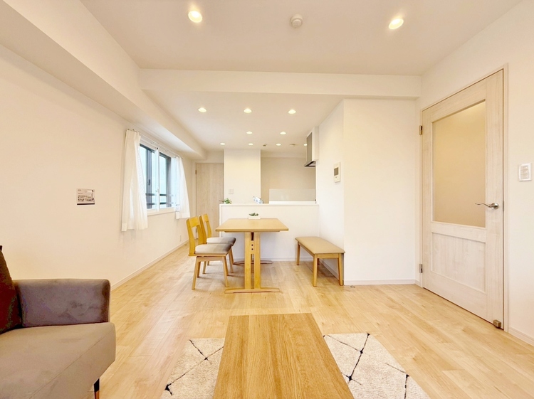 居間 豊かな居住性と、安心感を満たすクオリティが見事に調和した住空間。