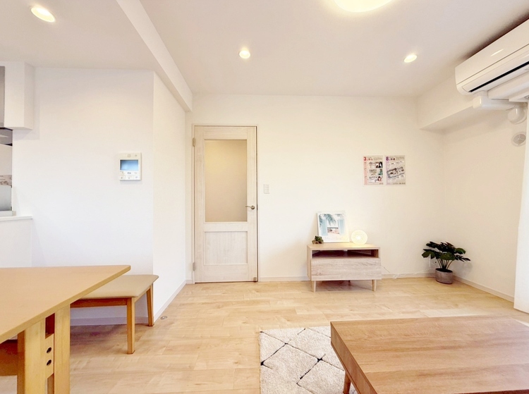 居間 過ごす時間が、たくさんの思い出として紡がれていく場所。