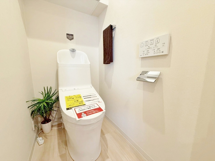 トイレ 暮らしの中のさりげないひとときの快適さにも、こだわりを、持って設備を配しております。