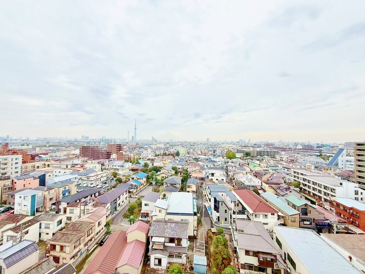 バルコニー 頬をなでる、優しい風を感じることが出来ます。