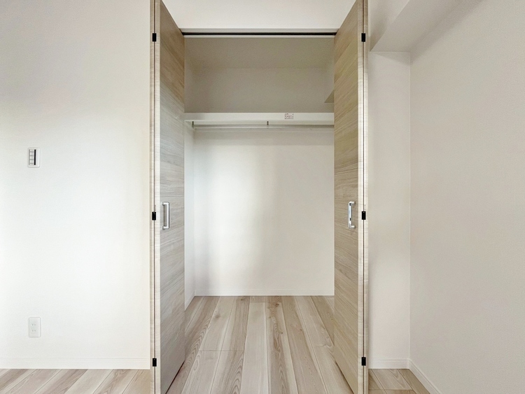 収納 居室にはクローゼットがあり、荷物もスッキリ収納して快適にお過ごしいただけます。