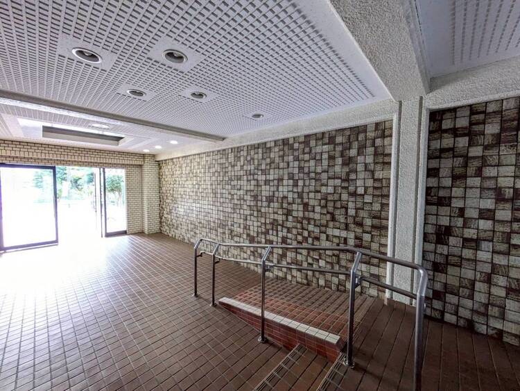 エントランス エントランスは、毎日の行き帰りで使う大事な空間です。