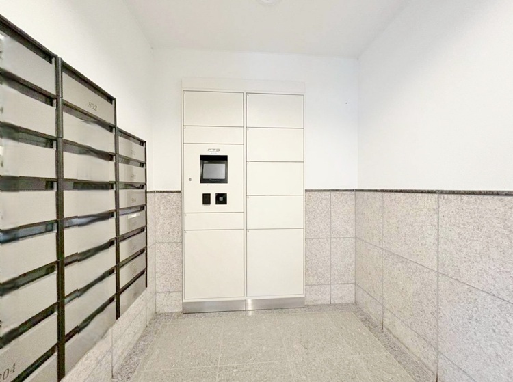 設備 留守時に便利な宅配ボックスを完備。