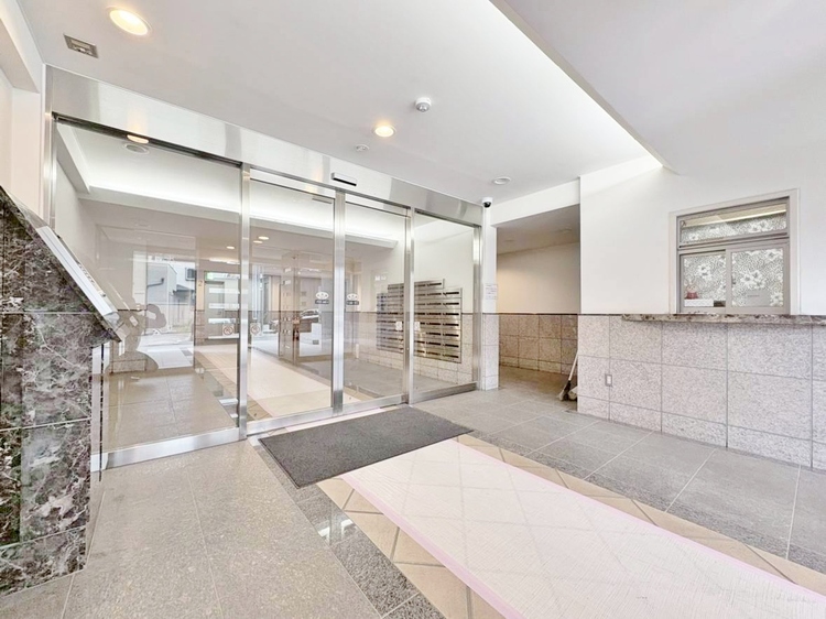 エントランス エントランスは、毎日の行き帰りで使う大事な空間です。