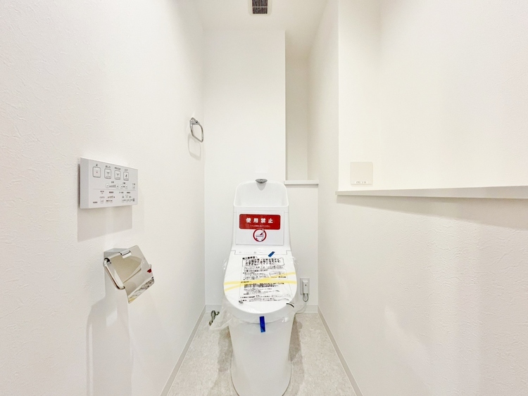 トイレ 暮らしの中のさりげないひとときの快適さにも、こだわりを、持って設備を配しております。