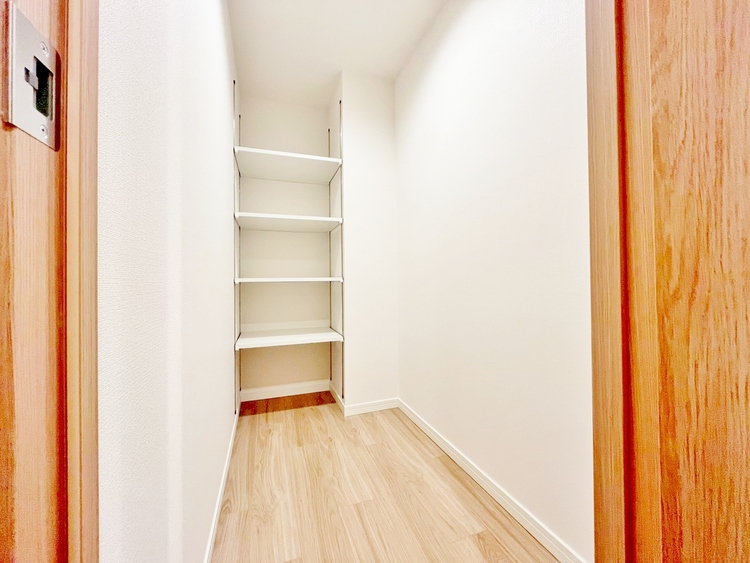 収納 居室にはクローゼットがあり、荷物もスッキリ収納して快適にお過ごしいただけます。