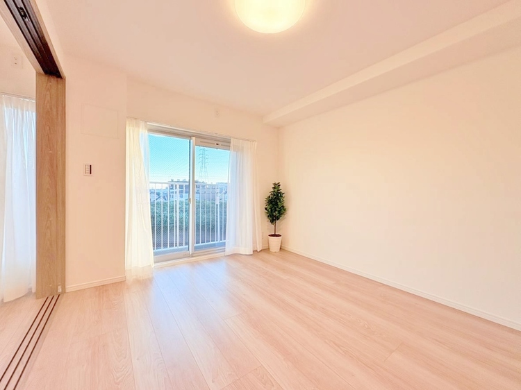 居間 過ごす時間が、たくさんの思い出として紡がれていく場所。