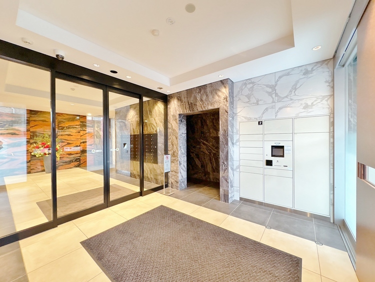 エントランス エントランスは、毎日の行き帰りで使う大事な空間です。