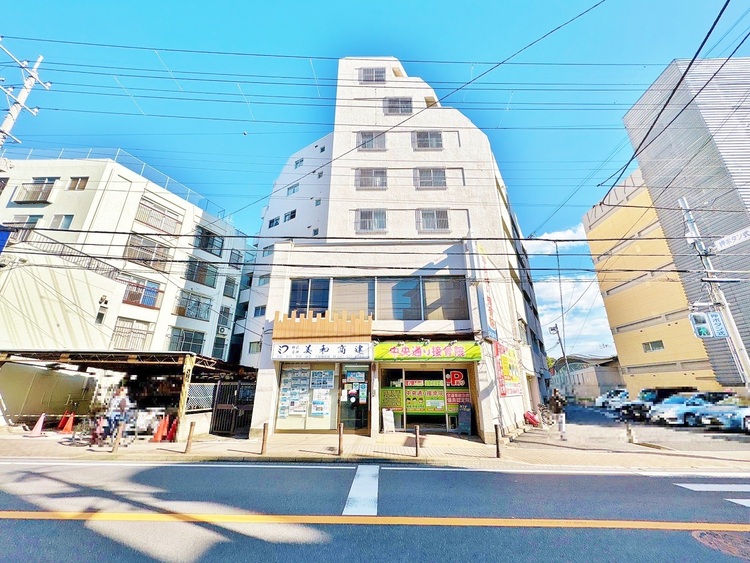 外観 資料には掲載していない情報が、現地にはたくさんあります。是非一度、現地をご確認ください。