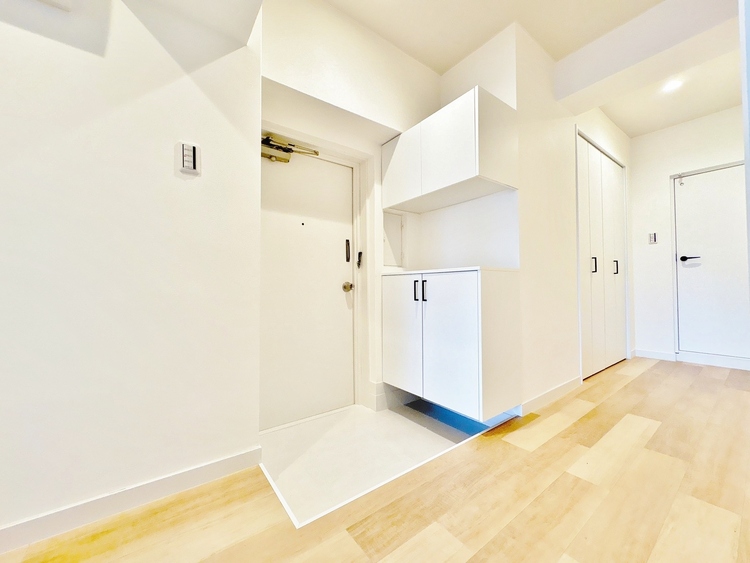 玄関 シューズボックスを完備した玄関です。