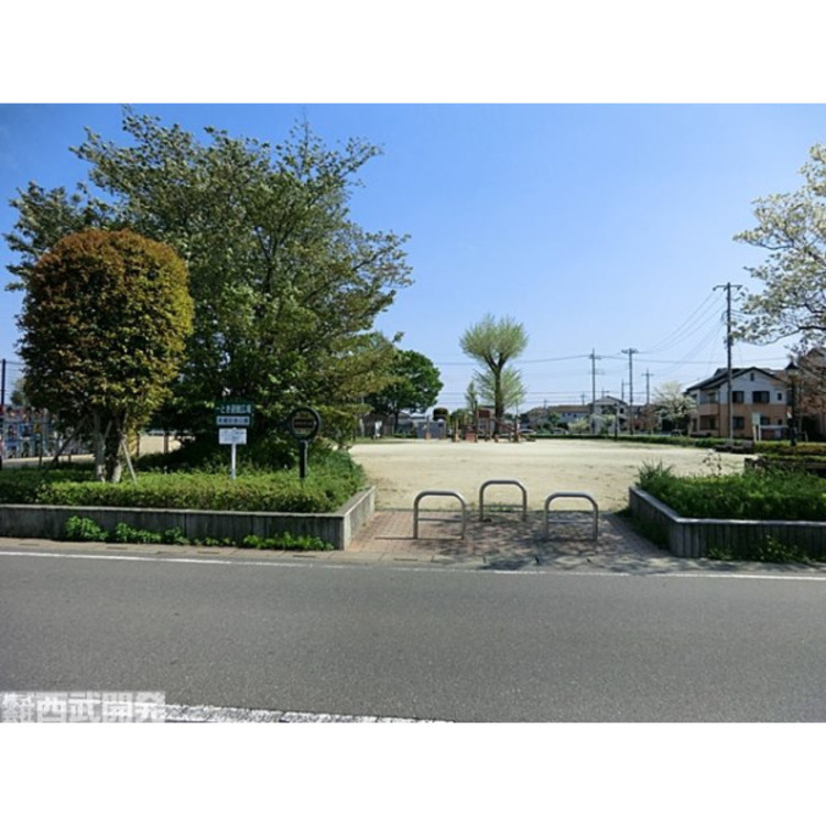 周辺 長蔵記念公園(約350m)