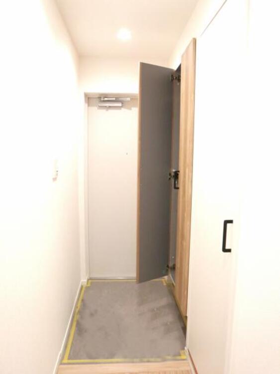 その他 玄関には収納豊富なシューズクローゼットも完備。雑多な玄関でなくスッキリ空間にできるよう設計しました。