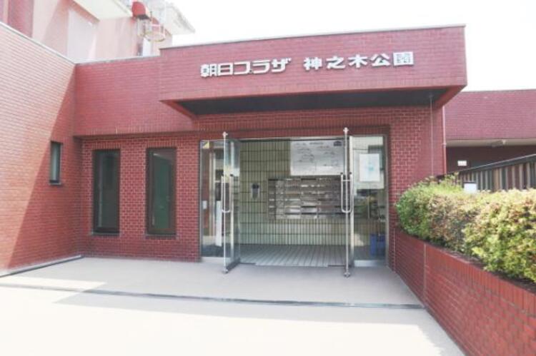 エントランス 管理が行き届いた清潔感のあるエントランス。