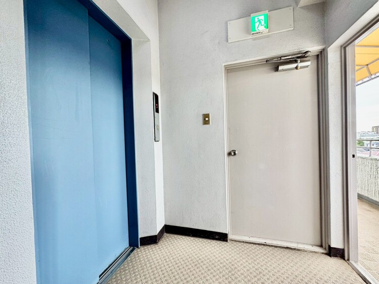その他 エレベーター完備のため荷物が多くなっても安心。