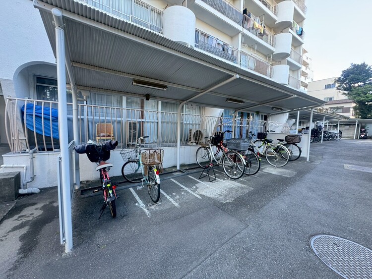 その他 駐輪場も綺麗に整頓されています。※空き状況は都度ご確認下さい。