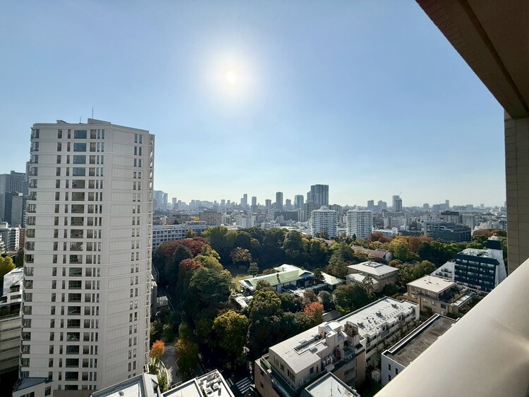 その他 眺望や窓からの景色が良いと、家で過ごす時間も快適です。