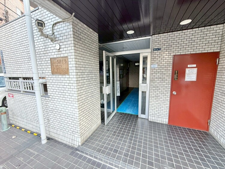 その他 上質感漂う玄関アプローチです。