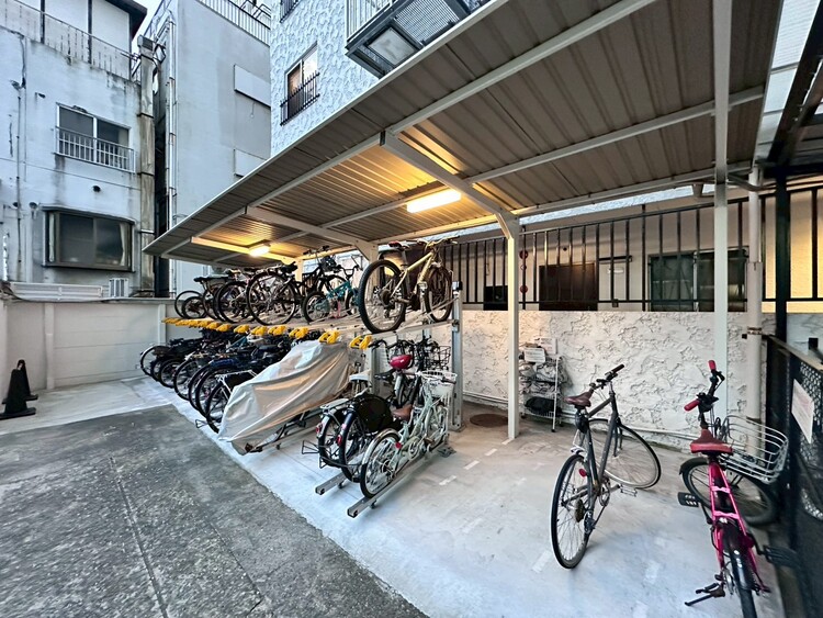 その他 駐輪場も綺麗に整頓されています。※空き状況は都度ご確認下さい。