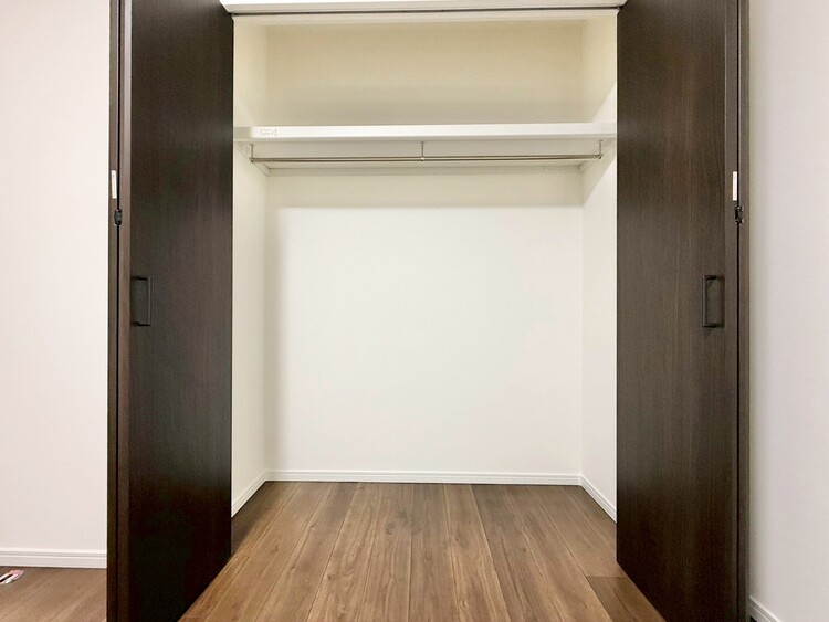 その他 収納スペースが付いていて、お部屋を広く使っていただけます。