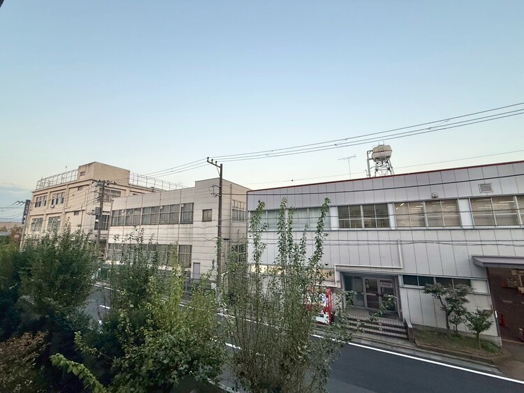 その他 眺望や窓からの景色が良いと、家で過ごす時間も快適です。